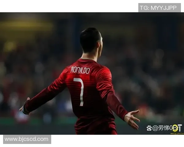 河南足球明星的璀璨星空：那些闪耀在绿茵场上的传奇人物