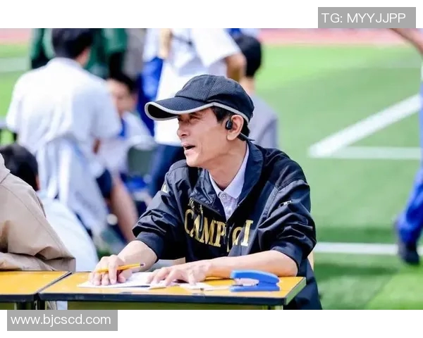 正安篮球明星崛起之路：从青涩少年到赛场英雄的奋斗故事